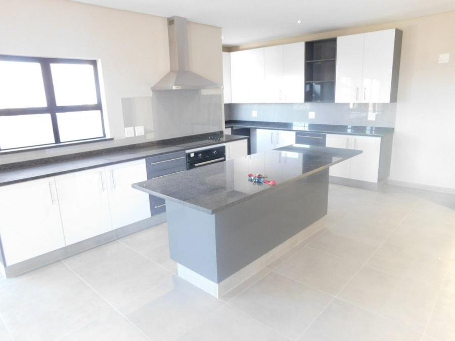 3 Bedroom Property for Sale in Mountainside Western Cape